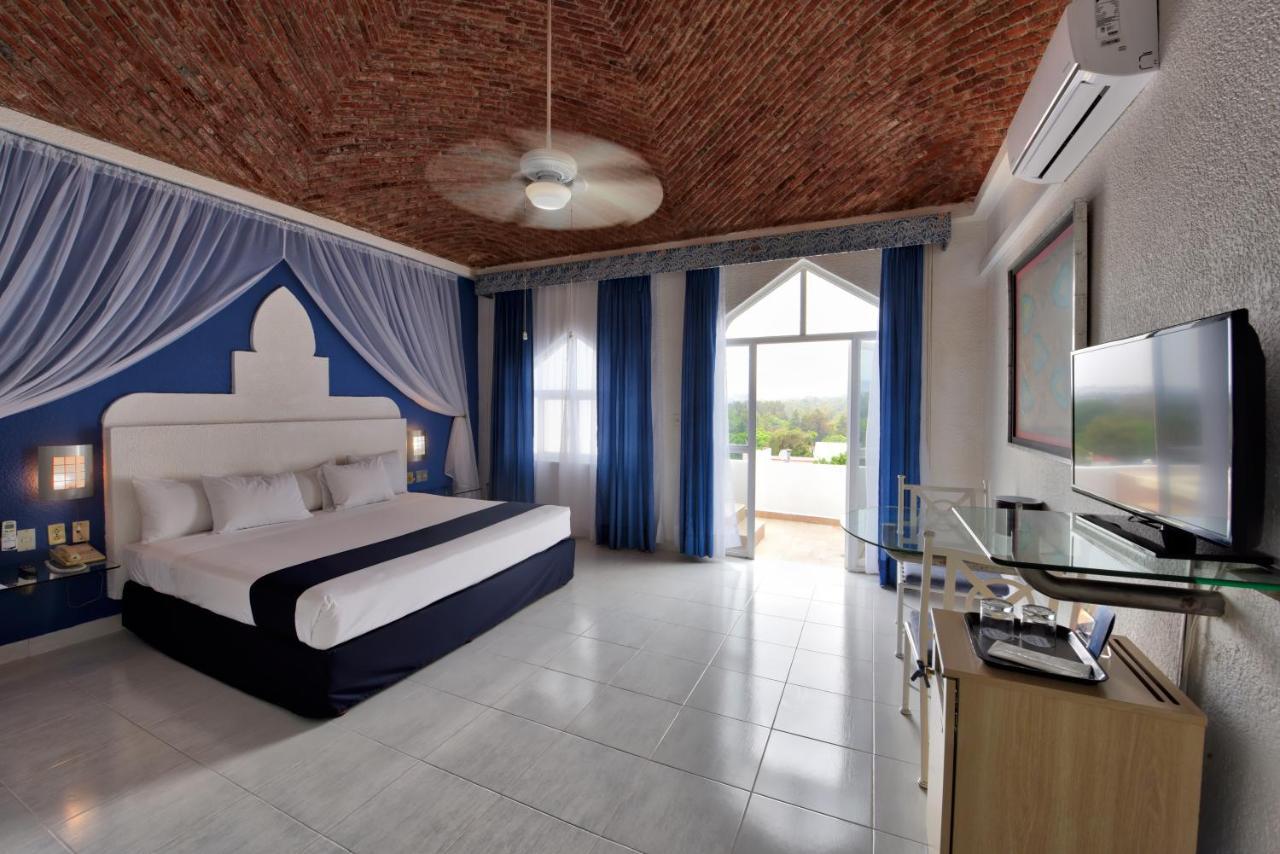 Villa Bejar Cuernavaca Bagian luar foto