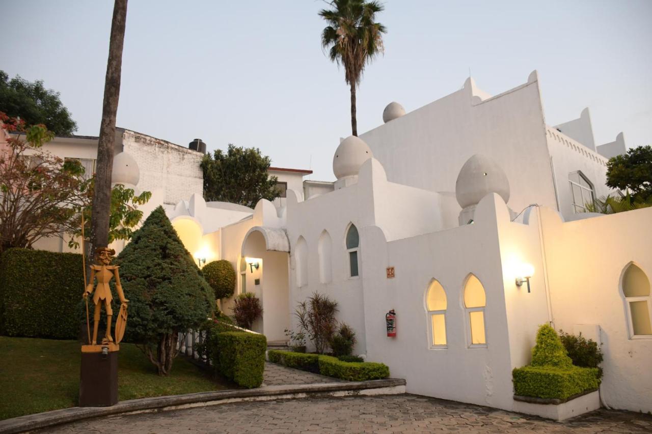 Villa Bejar Cuernavaca Bagian luar foto